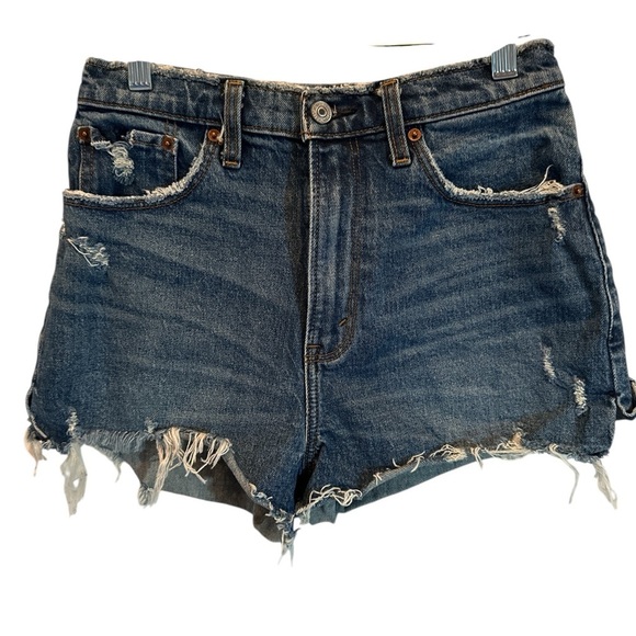 Abercrombie & Fitch Size 4 Curve Love High Rise Mom Shorts Button Front Raw Hem - Picture 1 of 6
